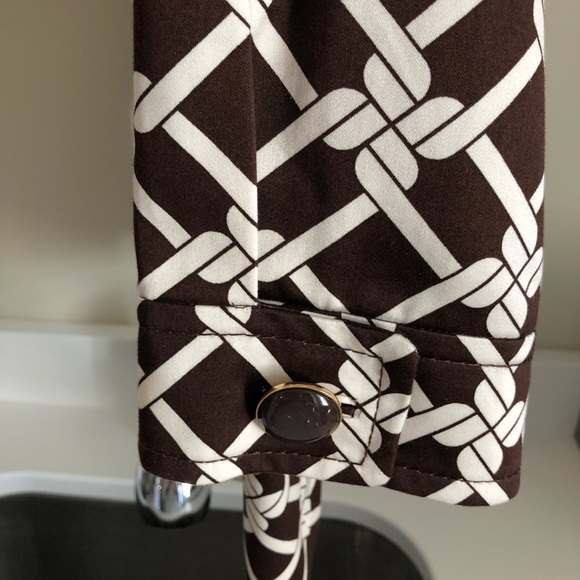 Jacket - Picture 2 of 4